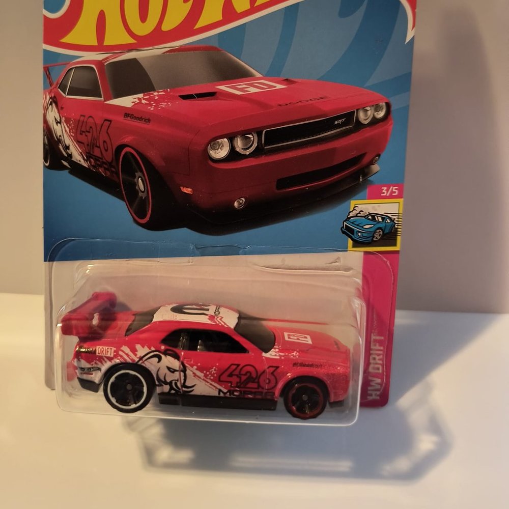 D10 hot wheels dodge challenger drift car mopar diecast with shipping protec…